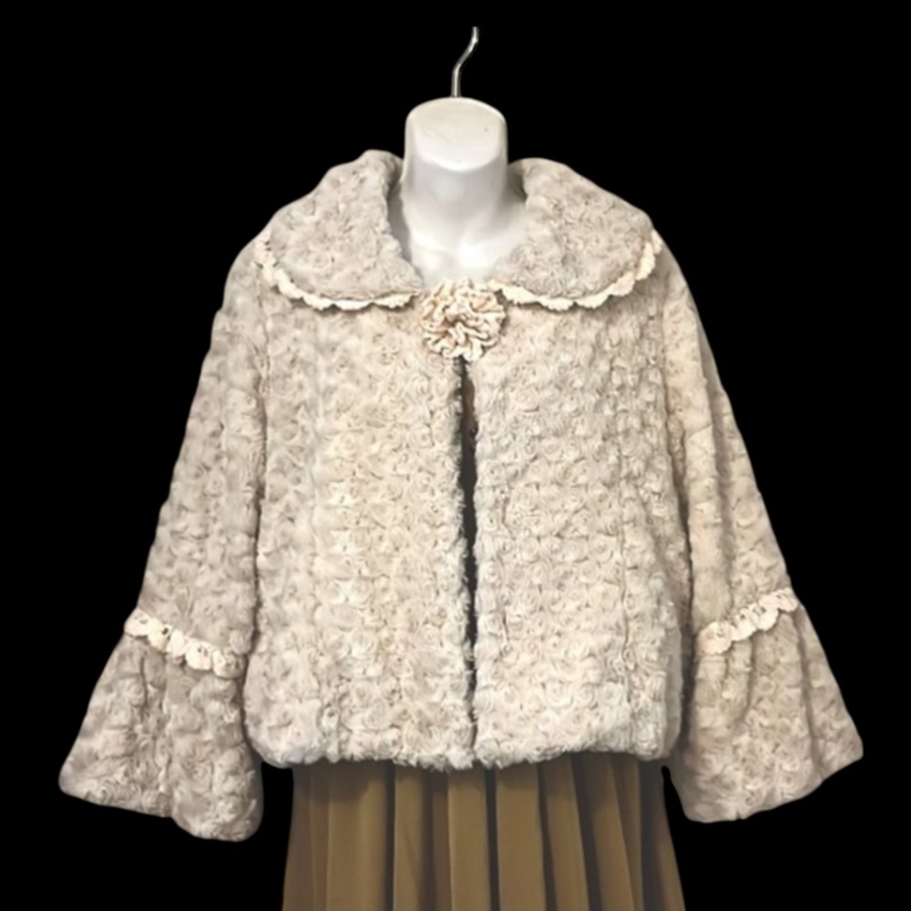 Melody Cream Textured Rosette Faux Fur Crochet Trim Cropped Womens Jacket Sz L